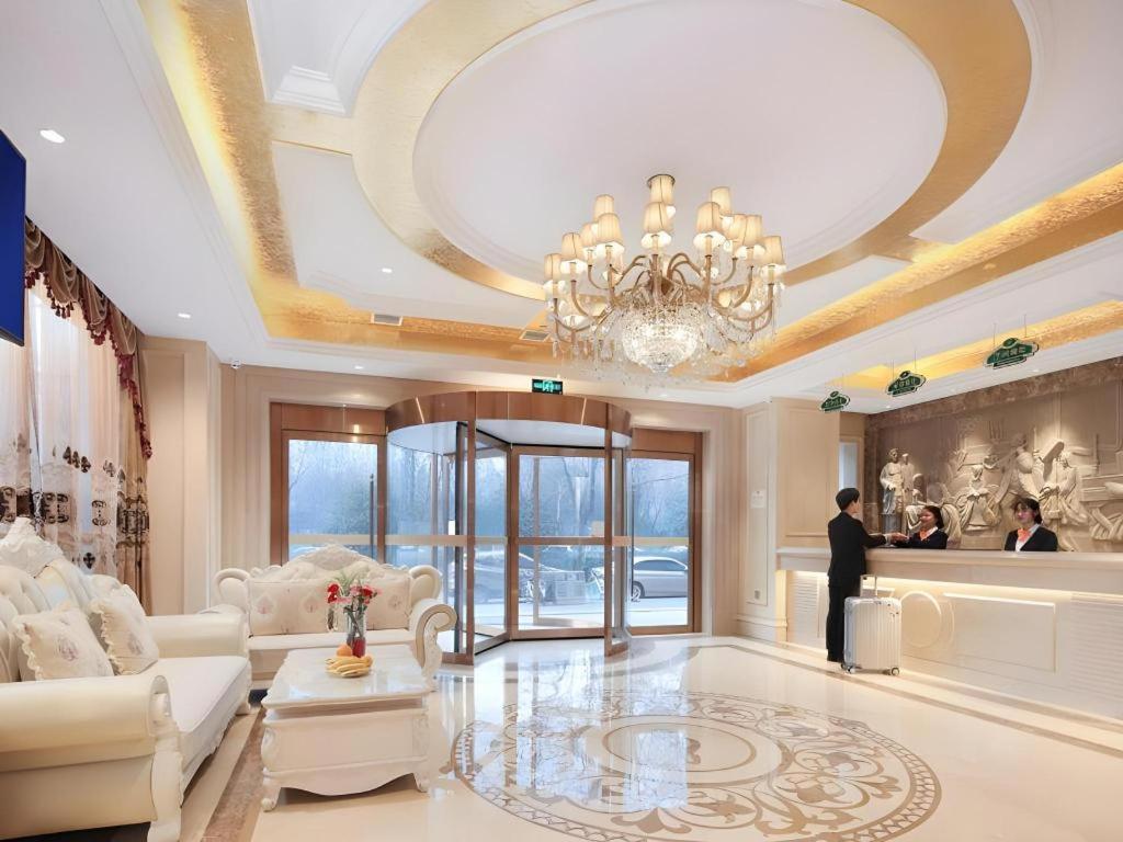 Vienna Hotel Shaanxi Xianyang Huitong China Square المظهر الخارجي الصورة