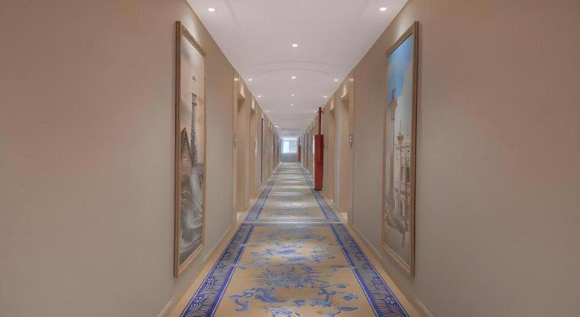 Vienna Hotel Shaanxi Xianyang Huitong China Square المظهر الخارجي الصورة